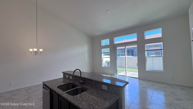 Photo - 759 Simeon Dr