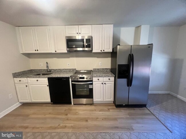 Building Photo - 6062 Joust Ln