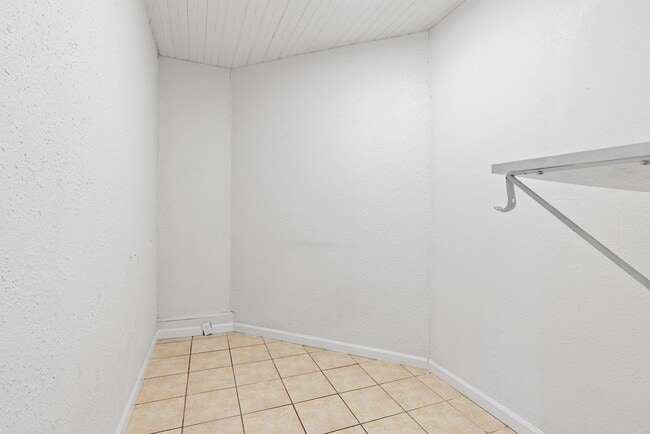 Photo - 5 bedroom 3 bath house