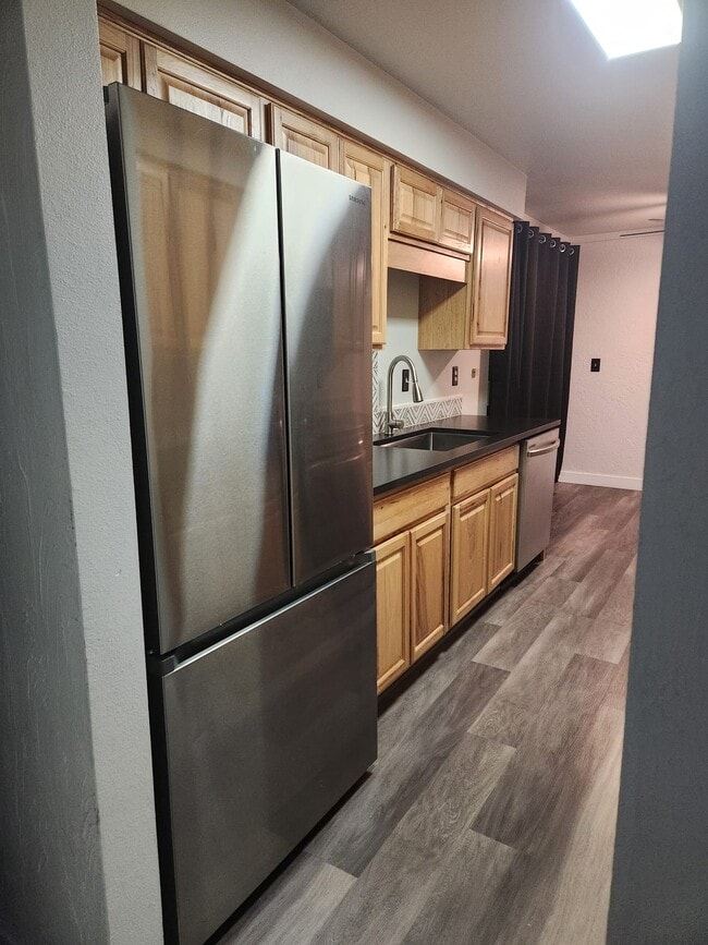 Photo - 307 NW Elm Ave