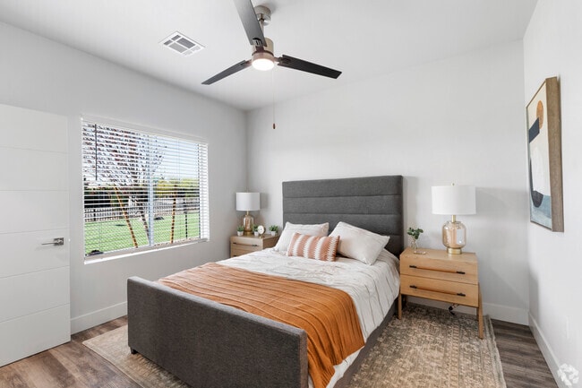 Photo - Calm at Northtowne