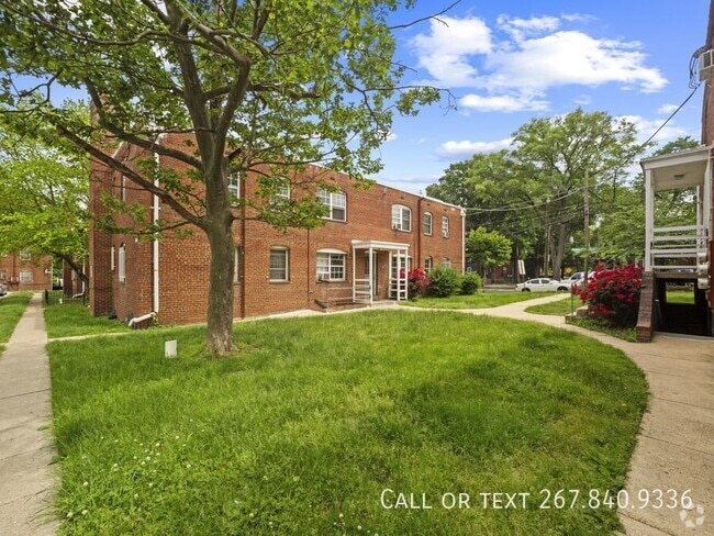 Building Photo - 24 Danbury St SE Unit 2 Rental