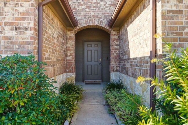 Photo - 3935 Country Club Dr