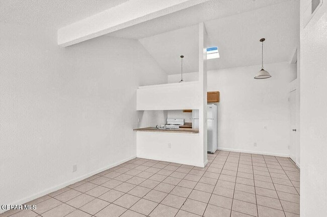 Photo - 1921 Lake Omega St