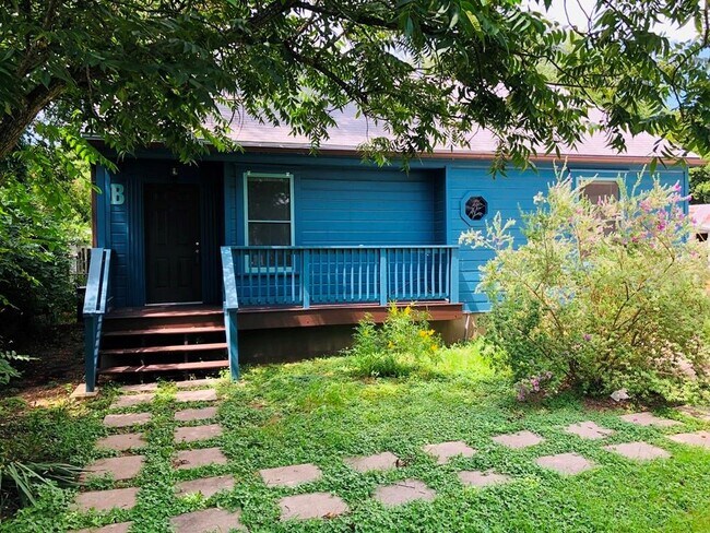 Photo - 1511 Redd St