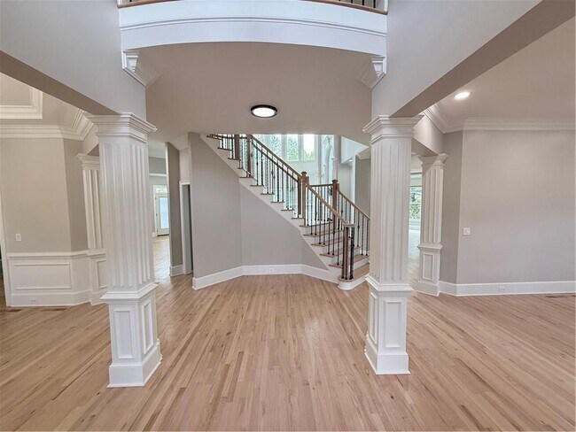 Photo - 1660 Briergate Dr