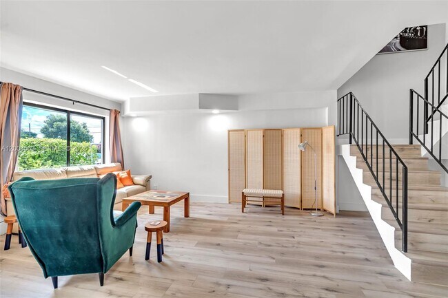 Photo - 8773 SW 36th St