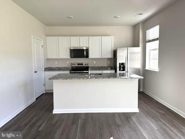 280 Anconas Blvd