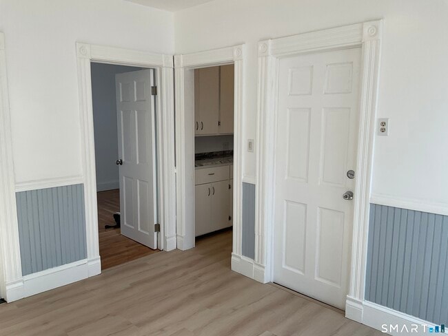 Photo - 13 Alger St Unidad 2