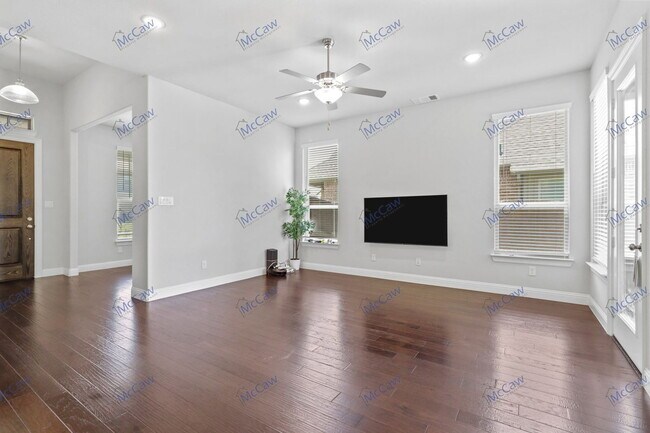 Photo - 8451 Bronzegate Trl