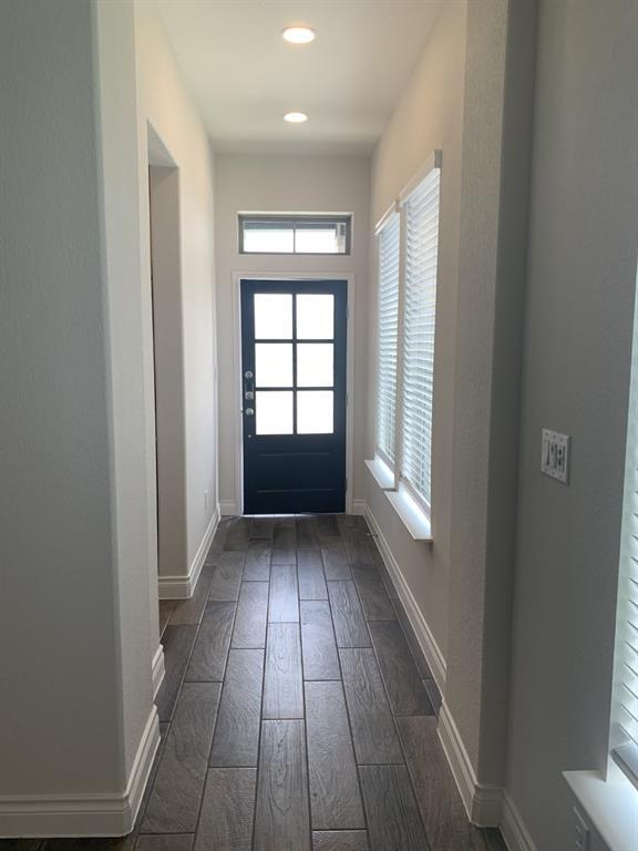 Photo - 221 Rosebush Dr