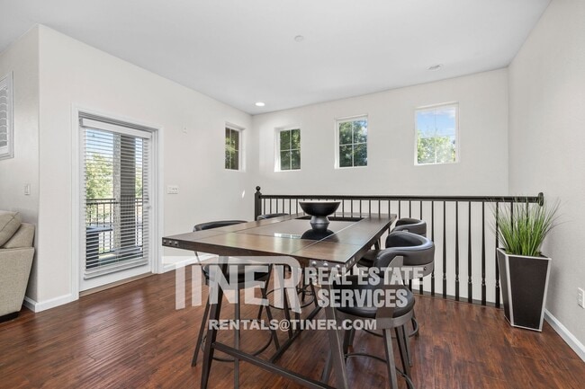 Photo - 506 Monet Ln