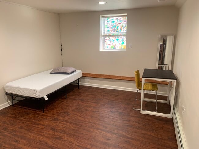 Photo - 2152 12th St