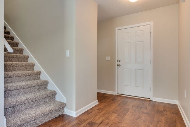 Photo - Beautiful 4-Bedroom Home - Wynfield Subdiv...