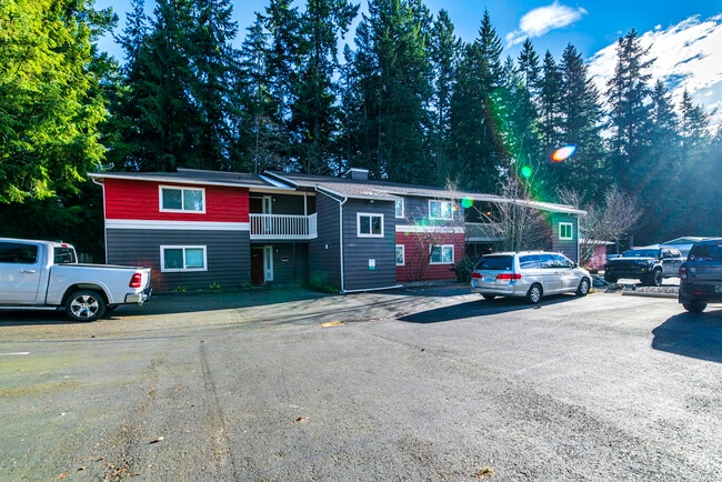 Only 8 neighbors - 12817 4th Dr SE Unit 2