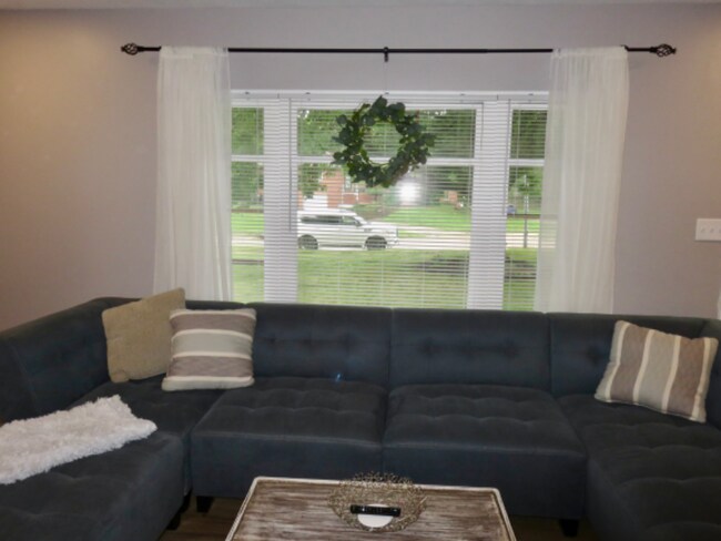 Photo - 6772 Lafayette Ave