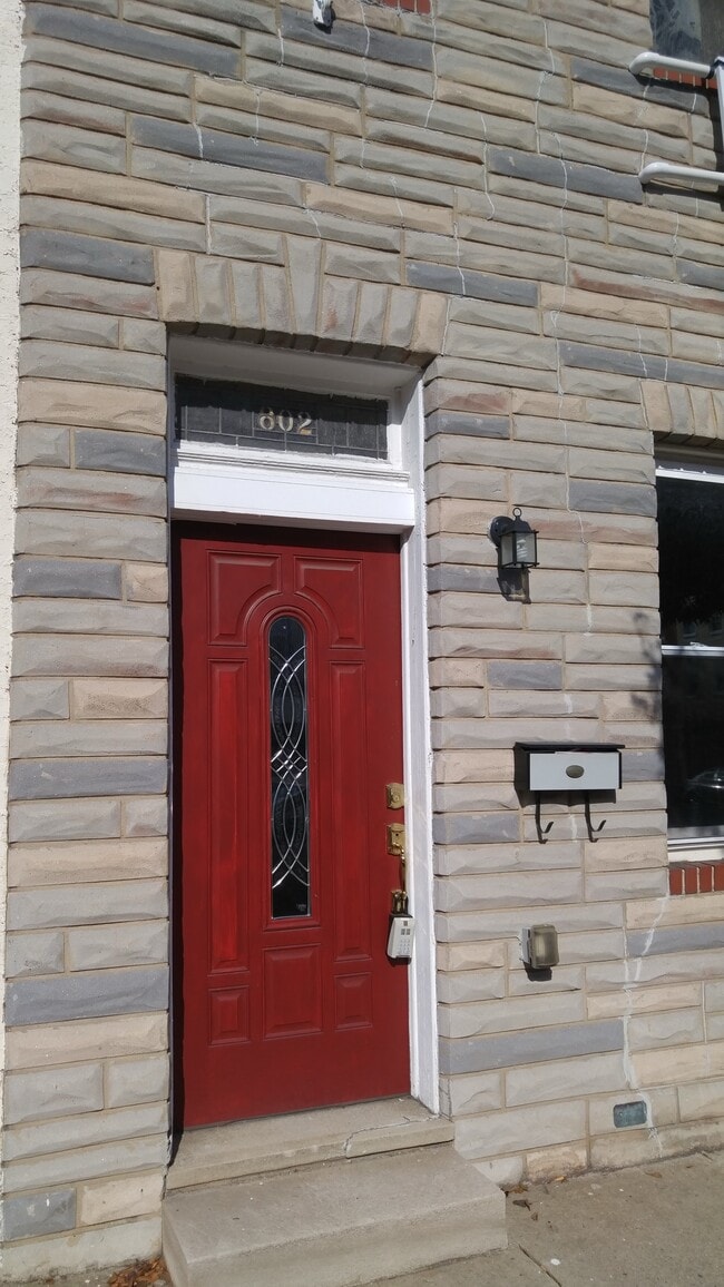 Building Photo - 802 Washington Blvd