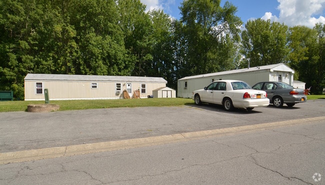 Photo - Madison Village