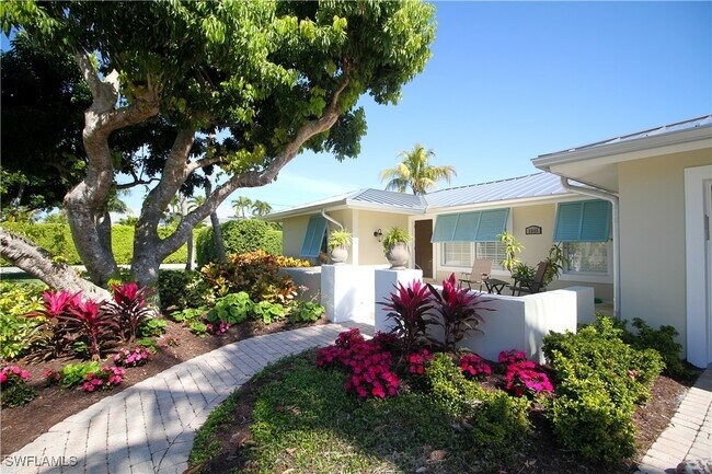1645 Mullet Ct