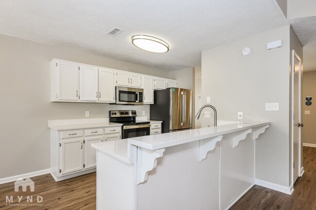 1815 Apple Valley Cir