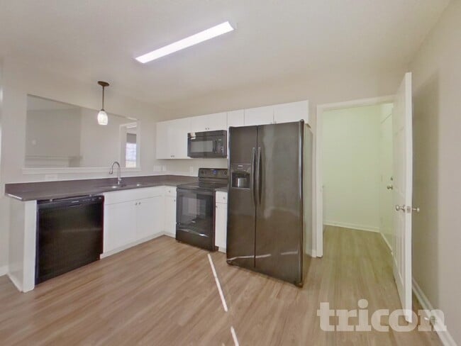 Photo - 3428 Nevin Brook Rd