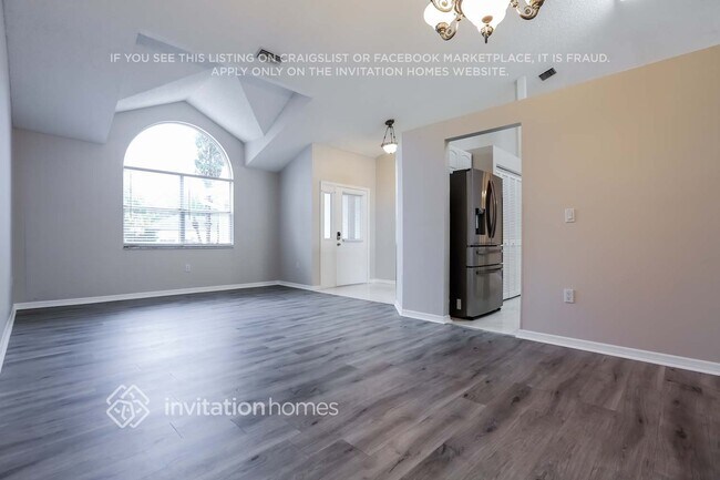 Photo - 5604 29th St Cir E