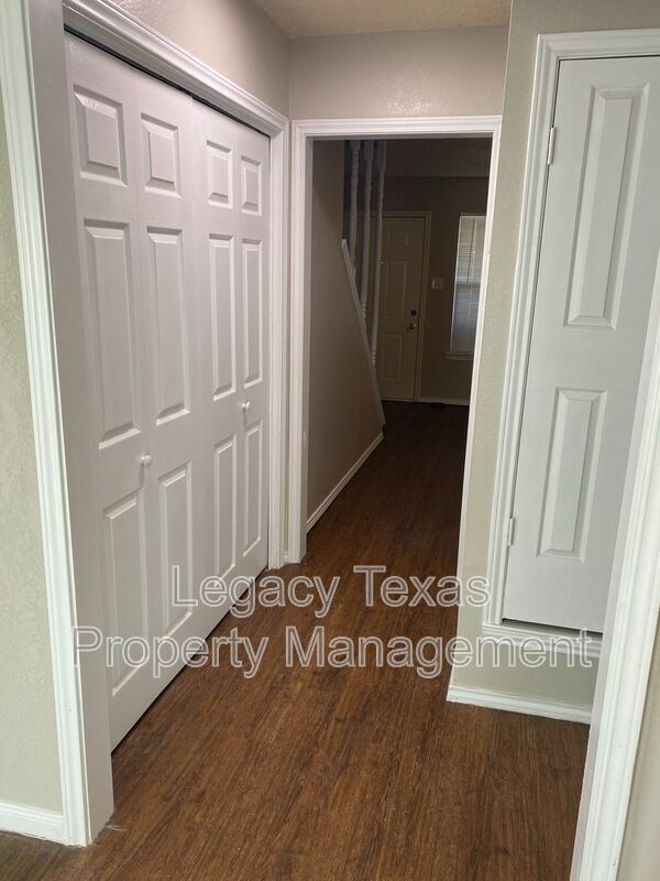 Photo - 1607 Sun Valley Dr