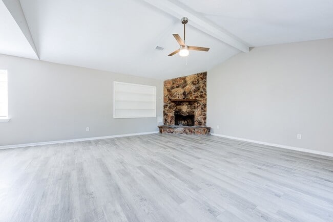 Photo - 15902 Timber Valley Dr