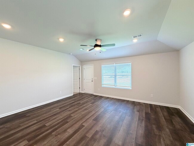 174 Hill Ln