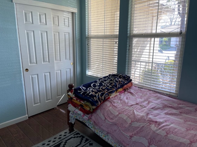 Photo - 5633 Ridgepoint Dr