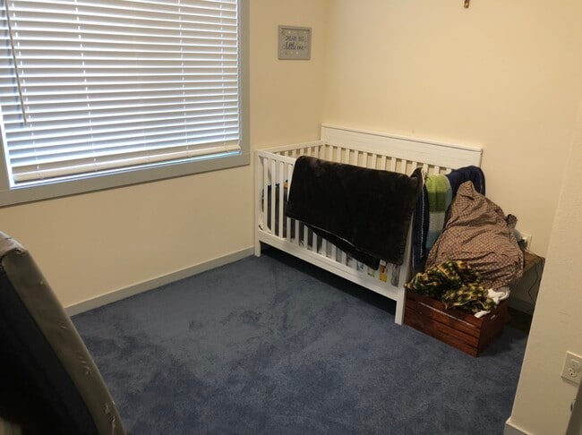 Photo - 1554 Beloit Ave Unit 1554 Beloit Ave