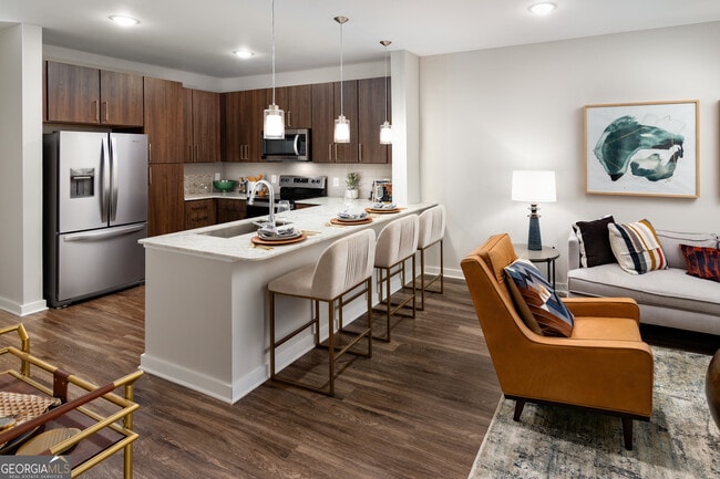 Photo - 1927 Powers Ferry Rd Unit 317