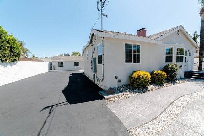14836 Archwood St Unidad 14