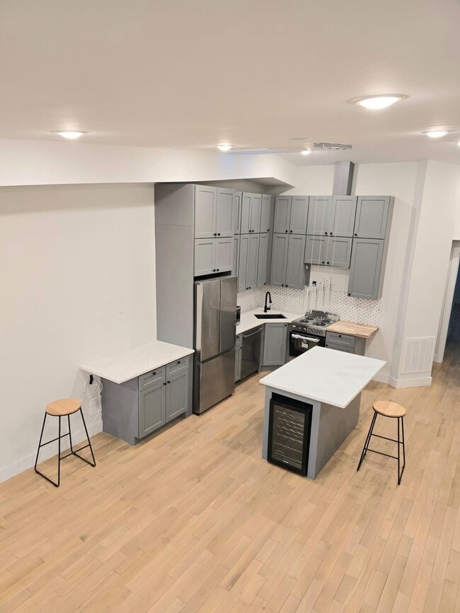 Photo - 131 Hopkins Ave