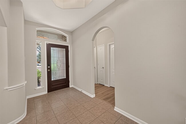 Photo - 4823 Grand Chateau Ln