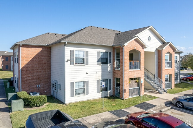 Kensington Place Apartments