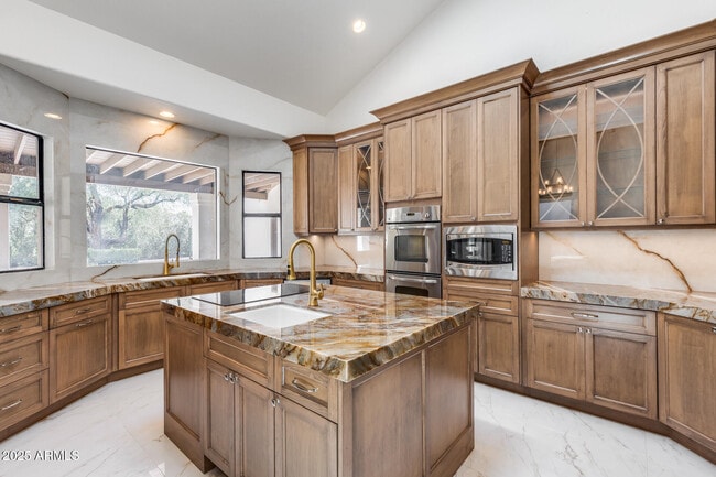 Photo - 8303 N 61st Pl