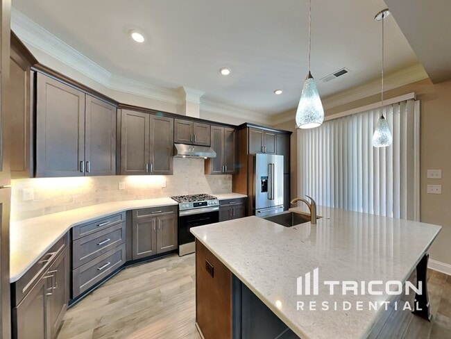 Photo - 3011 Laney Pond Rd