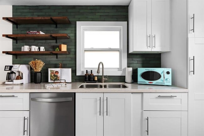 Building Photo - 8814 Laverty Pl