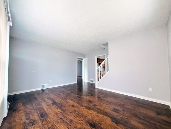 Photo - 3 Bed - 1.5 Bath Cape Cod for Rent in Willowick!