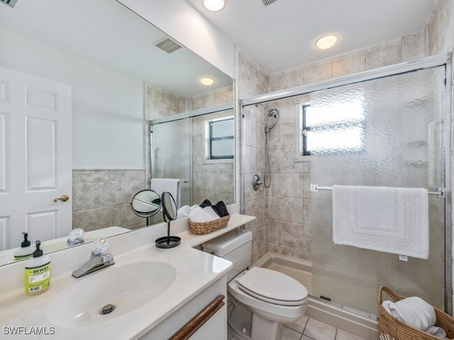 Photo - 825 Reef Point Cir
