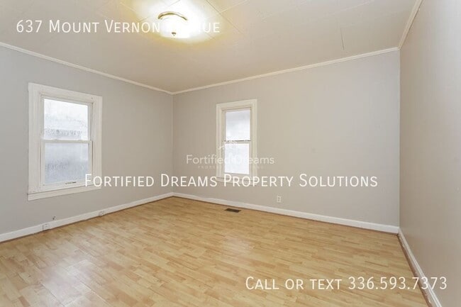 Photo - 637 Mount Vernon Ave