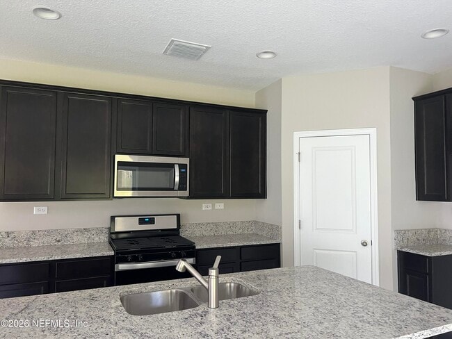 Photo - 238 Wineberry Ln