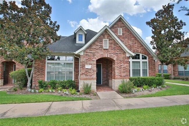 Building Photo - 17803 Skyline Arbor Terrace Rental