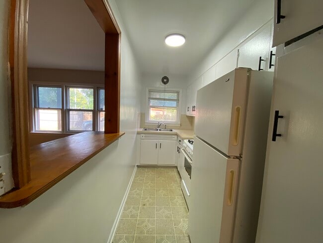 Photo - 1117 S Westnedge Ave