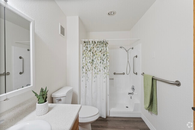 Estudio, 1BA - 473SF - Truewood SENIOR 55+ ALL INCLUSIVE by Merrill