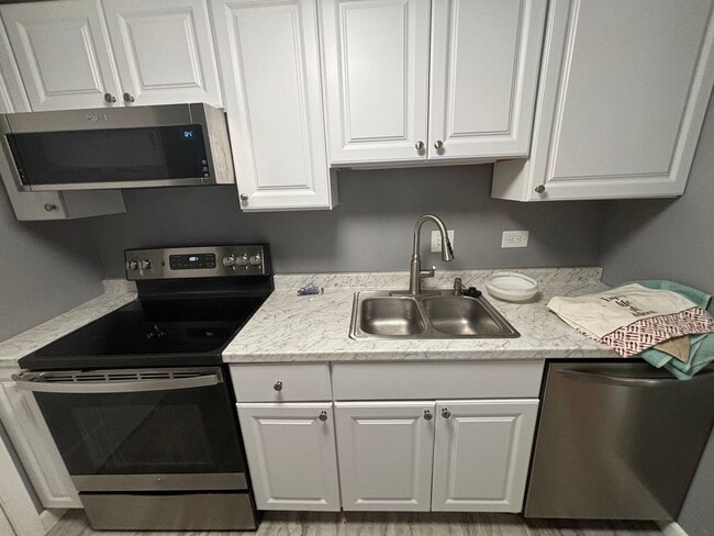 Photo - Remodeled Ground Level Condo off Rivermont Unit #20