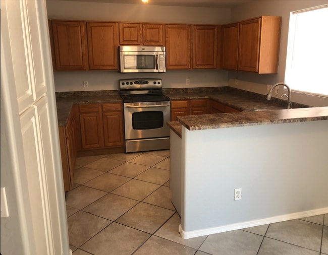 Photo - 11818 W Sunnyside Dr