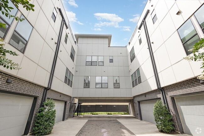 Building Photo - 2000 Park Ave Unit 201 Rental