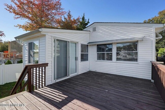 Photo - 1423 Holmes Ave